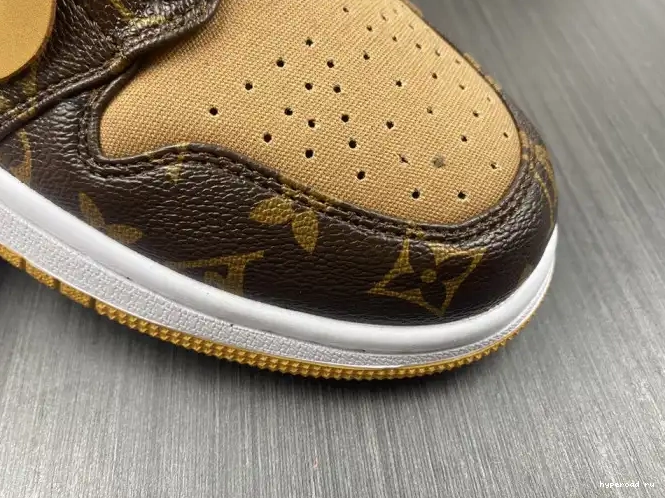 LOW 1 Off-Louis OW Jordan x AJ1 Air 0419